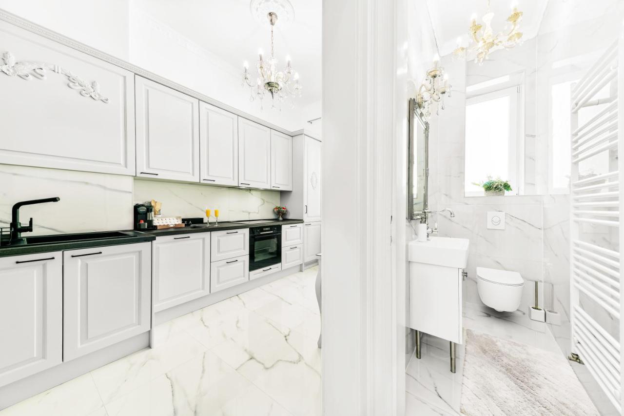 Luxury Class Apartment - 1St Floor, Large Apartment, Downtown, Newly Renovated, Fast Wifi, 4X Air Conditioning Zagreb Ngoại thất bức ảnh