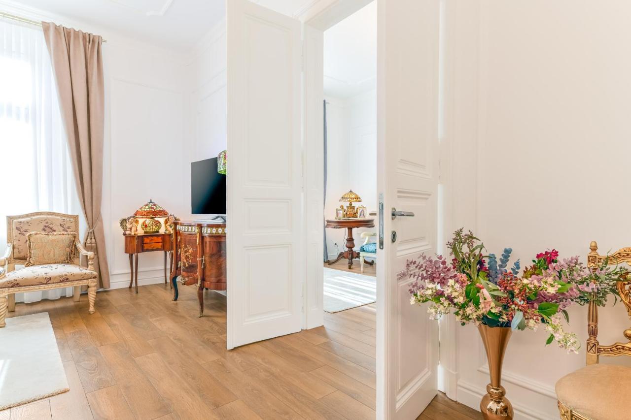 Luxury Class Apartment - 1St Floor, Large Apartment, Downtown, Newly Renovated, Fast Wifi, 4X Air Conditioning Zagreb Ngoại thất bức ảnh